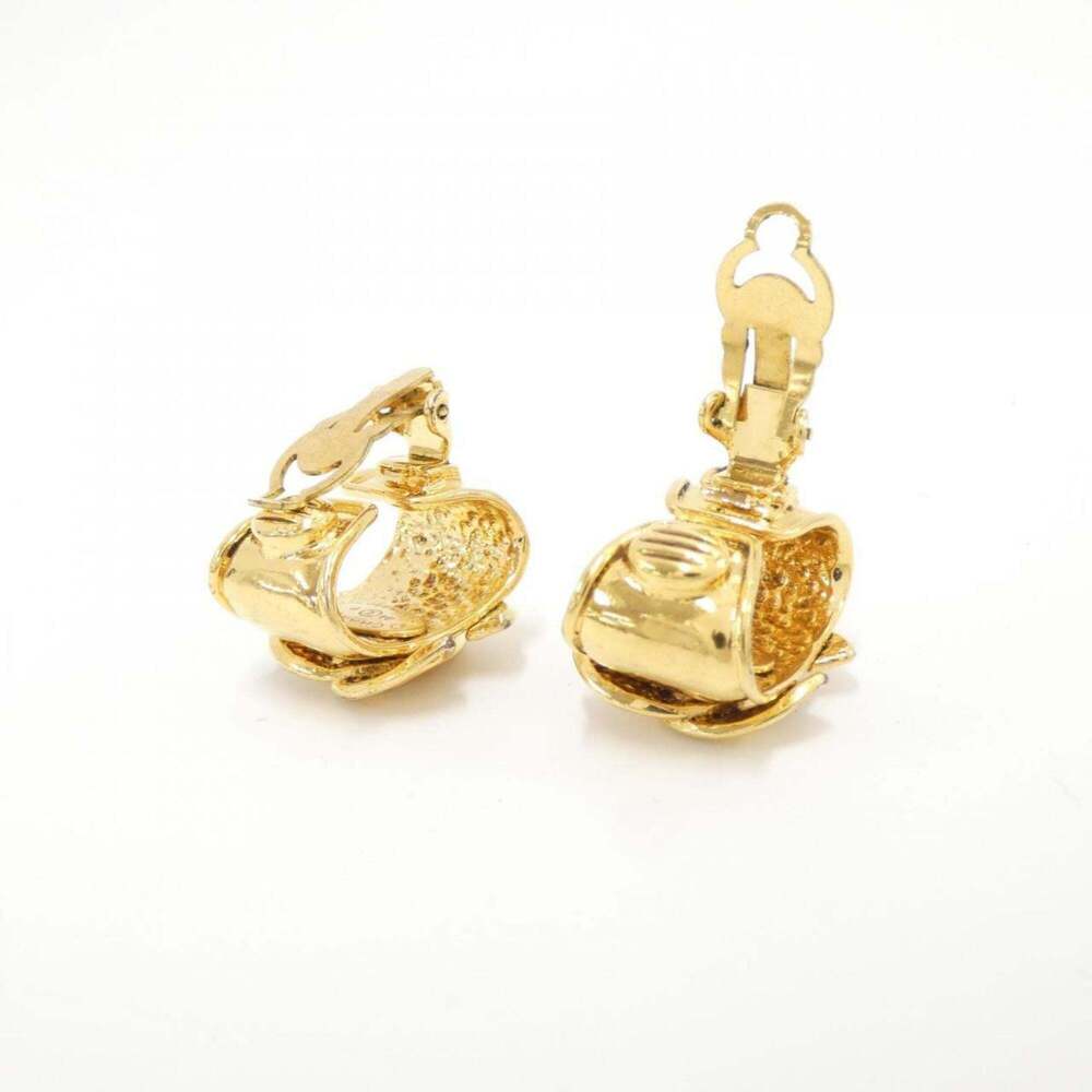 CHANEL Authentic Gold Earrings - Picture 3 of 3